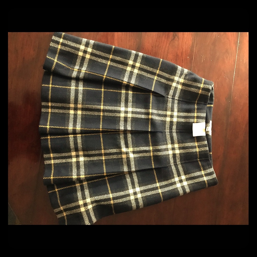 Burberry wool skirt